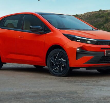TATA Altroz 2025